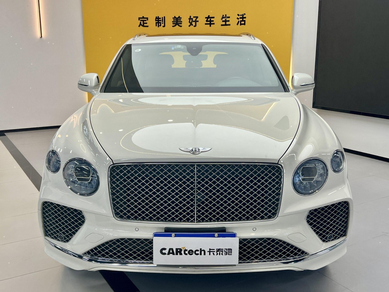 Bentley Bentayga 2022