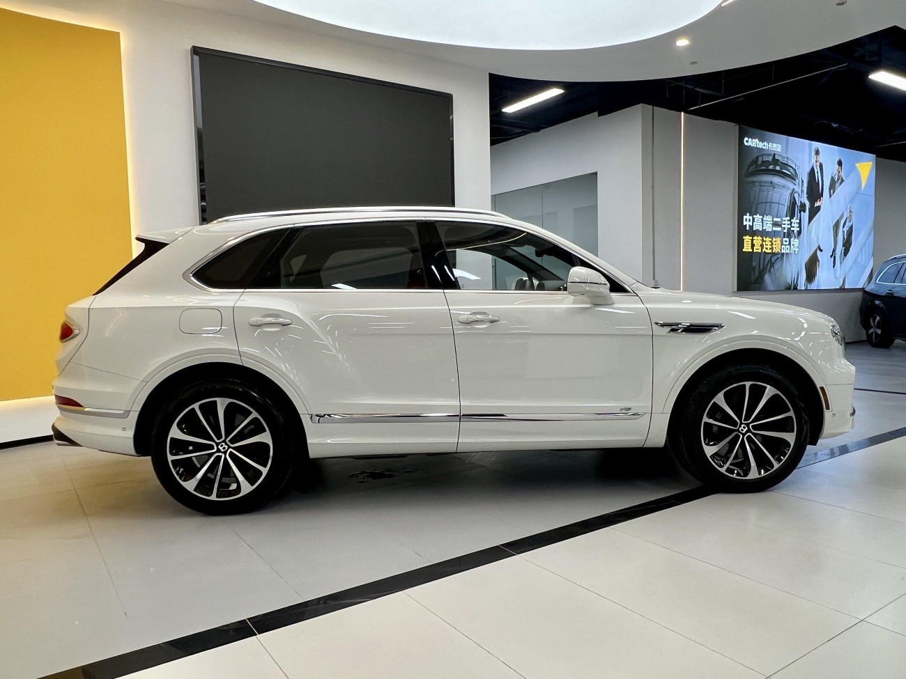 Bentley Bentayga 2022