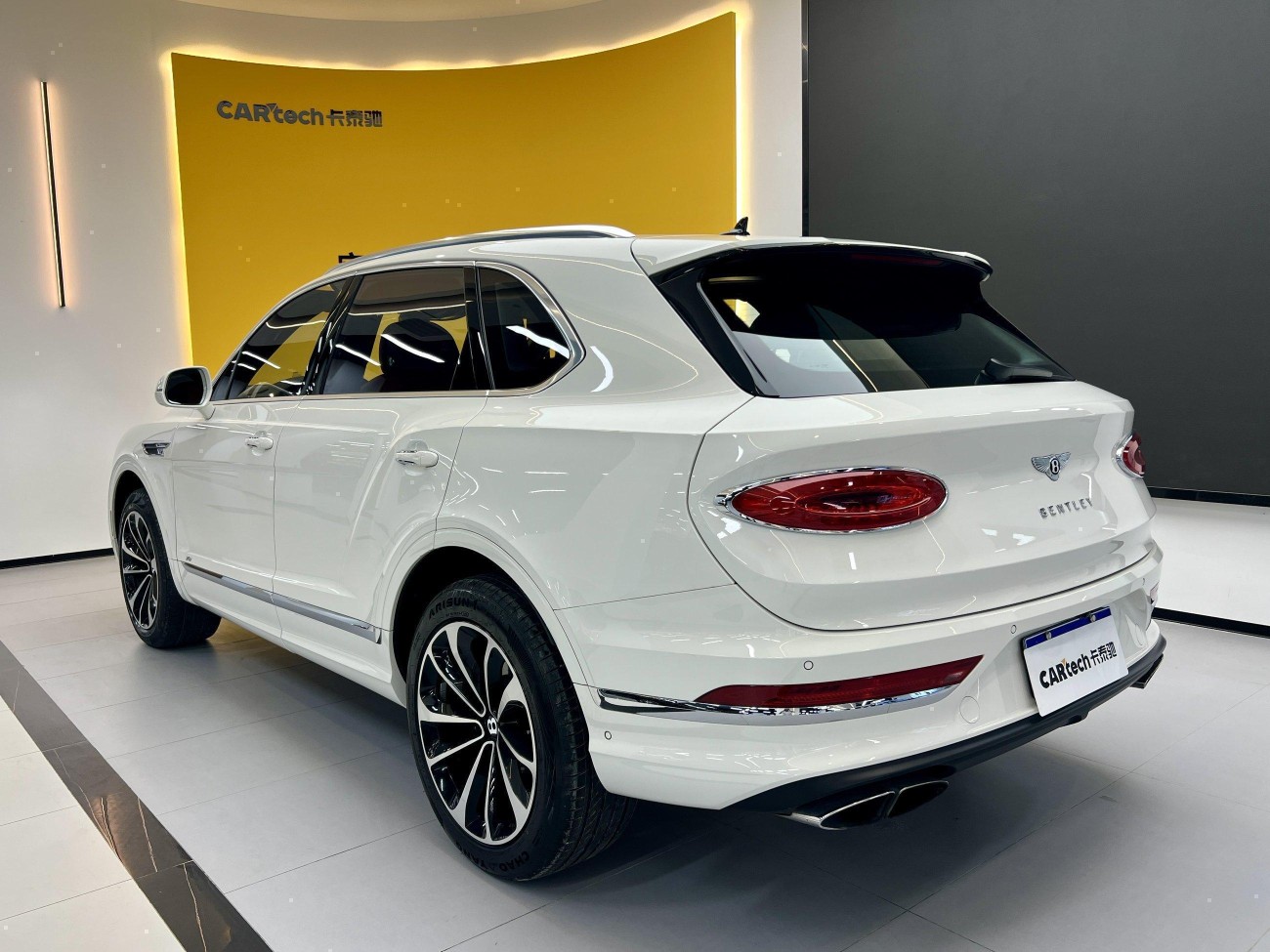 Bentley Bentayga 2022