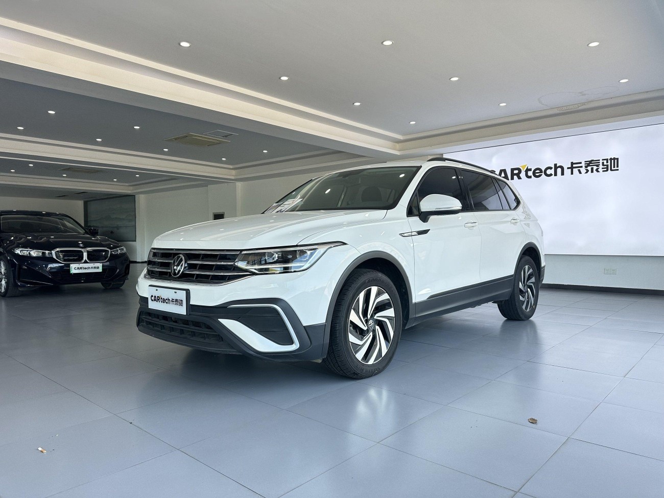Volkswagen Tiguan L 2022