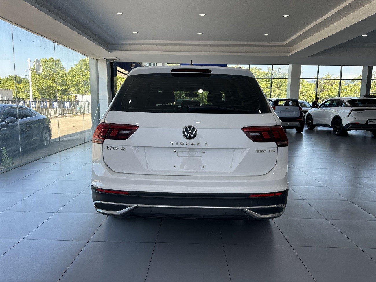 Volkswagen Tiguan L 2022