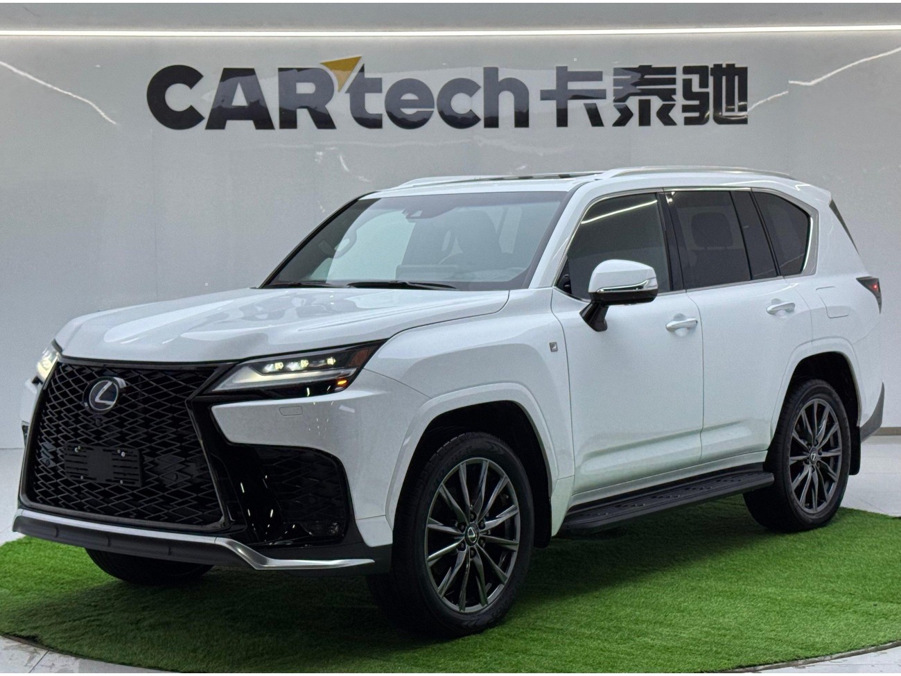 Lexus LX 600 2025