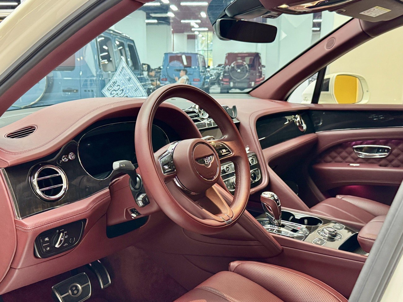 Bentley Bentayga 2023