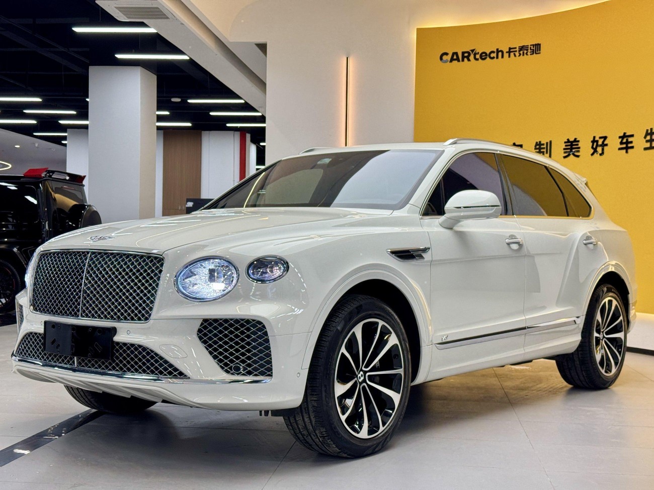Bentley Bentayga 2023