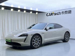 Porsche Taycan 2021
