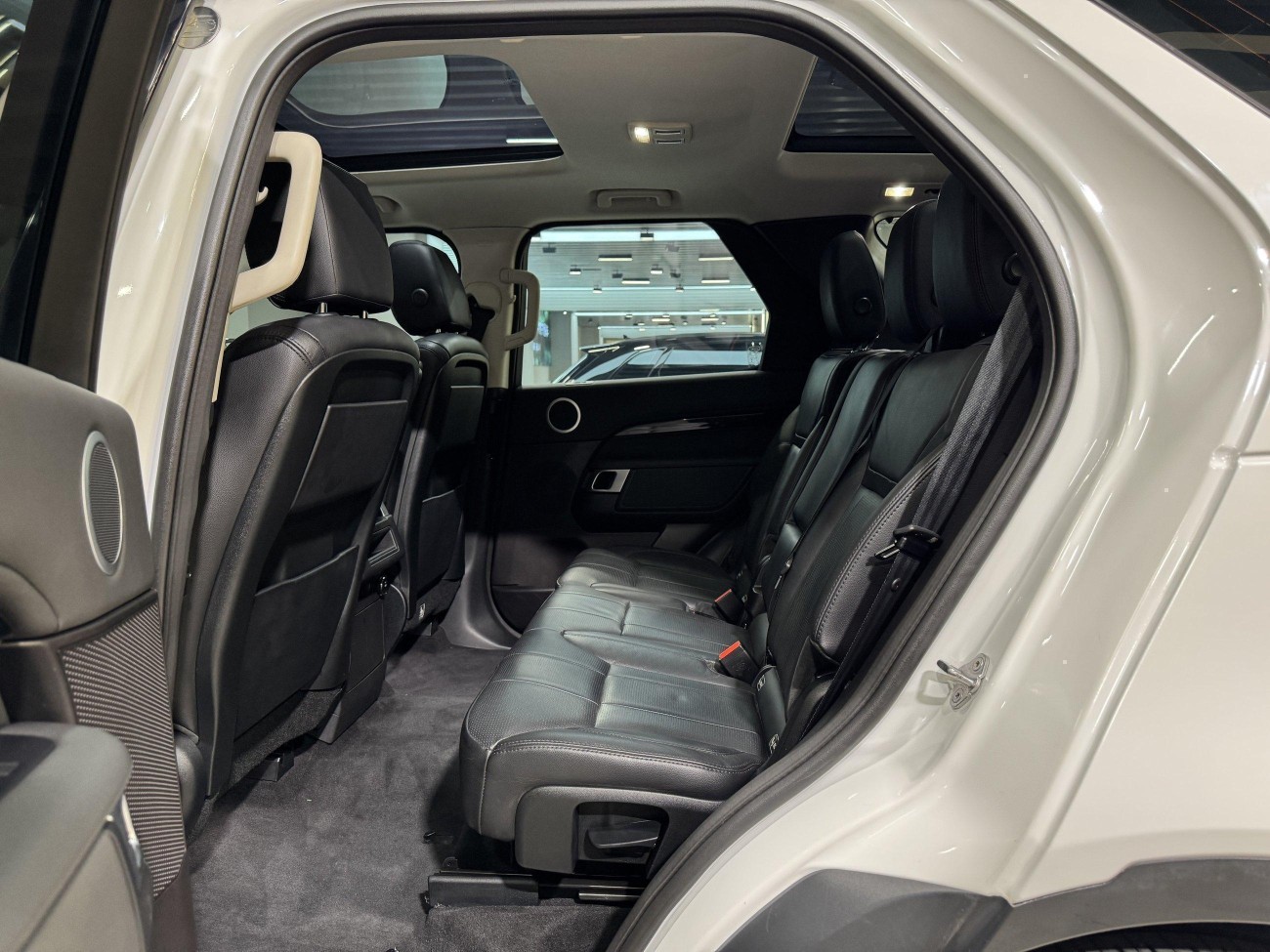 Land Rover Discovery 2018