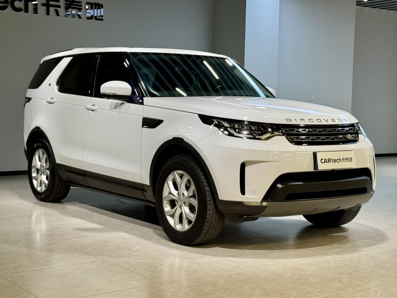 Land Rover Discovery 2018