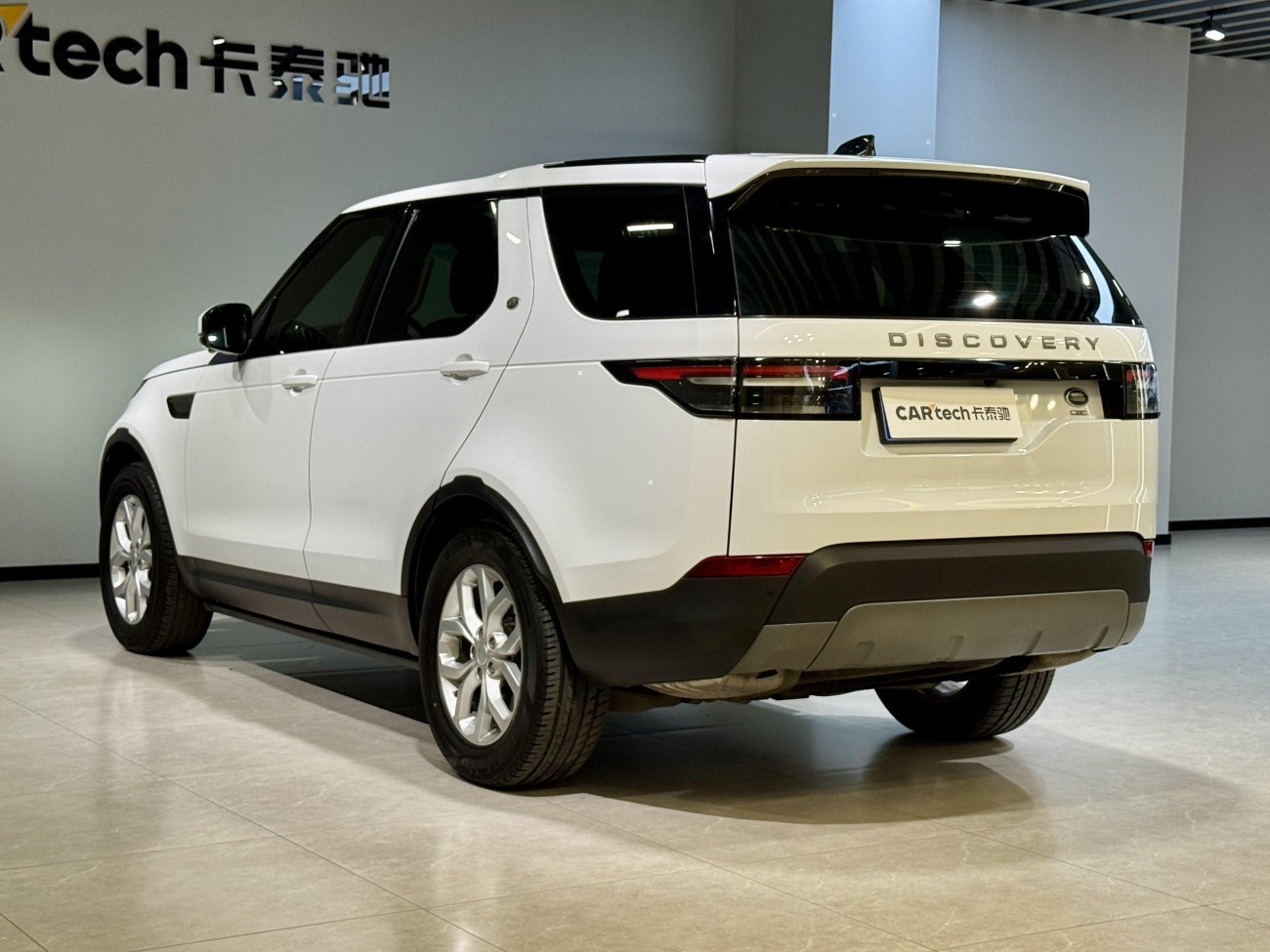 Land Rover Discovery 2018