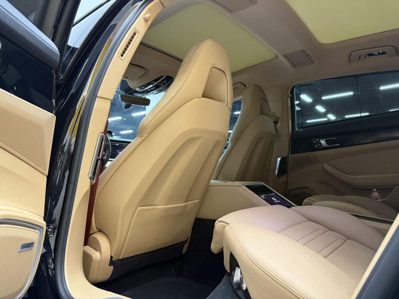 Porsche Panamera 2018