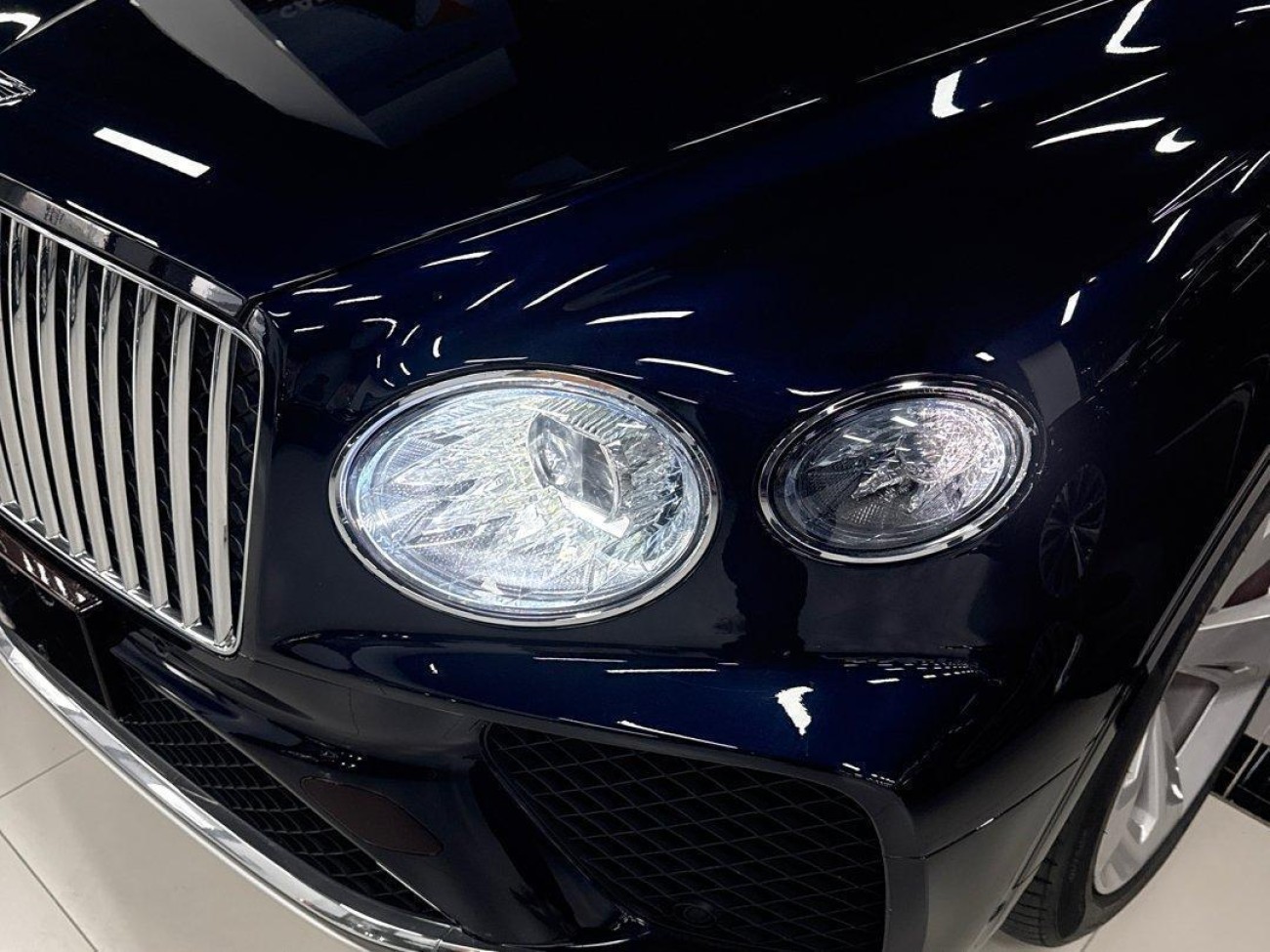 Bentley Bentayga 2023