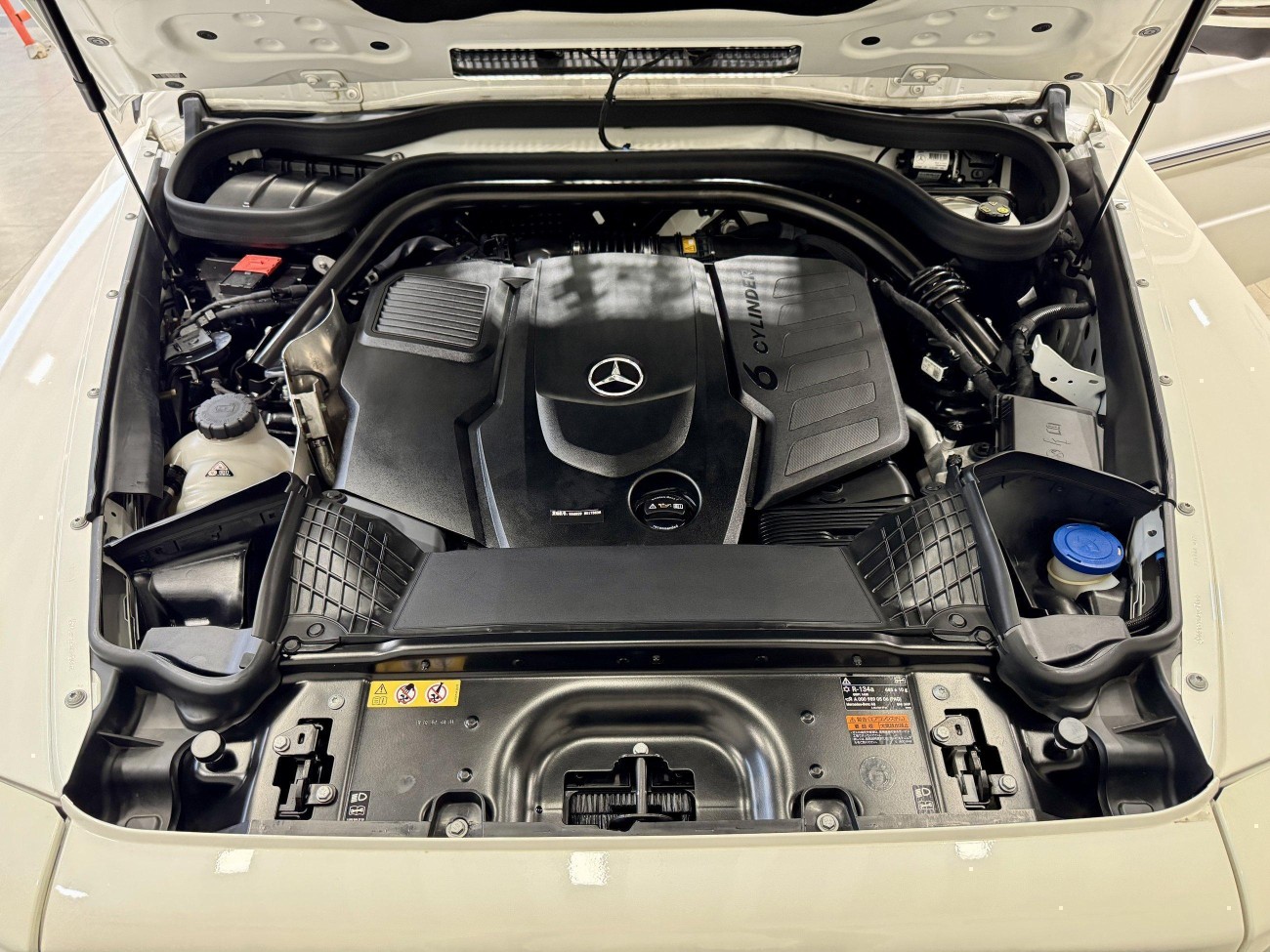 Mercedes-Benz G400d 2023