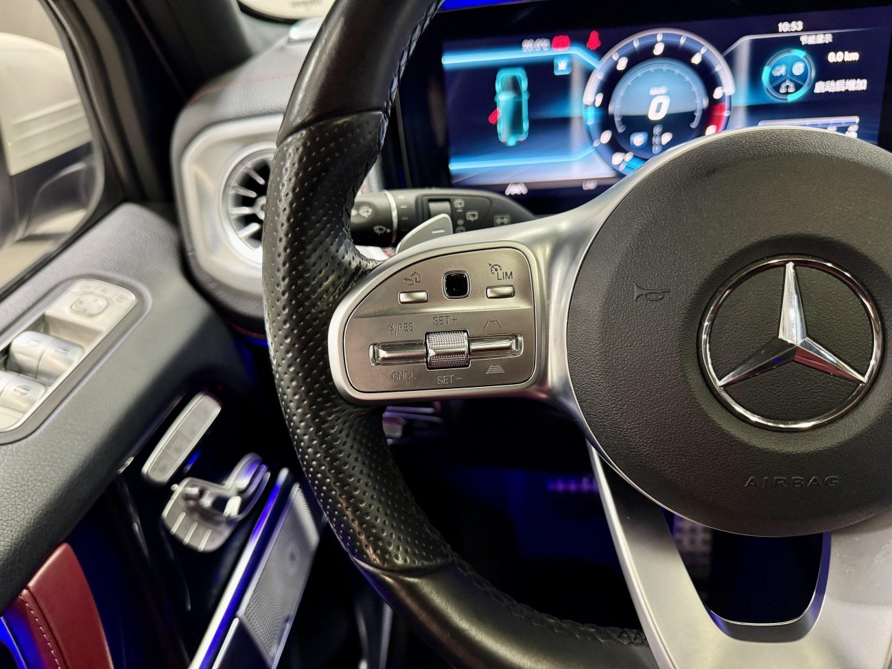 Mercedes-Benz G400d 2023