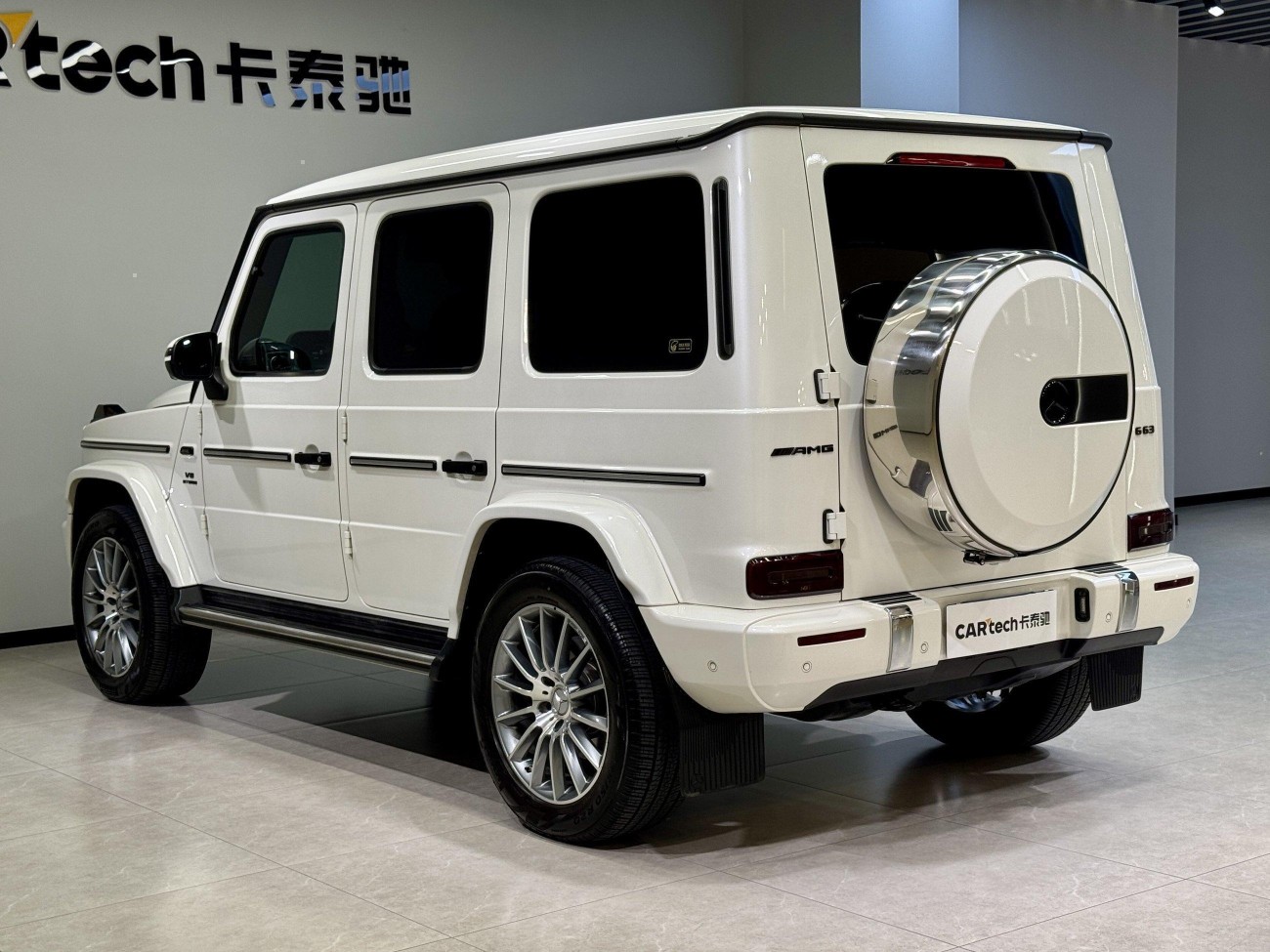 Mercedes-Benz G400d 2023