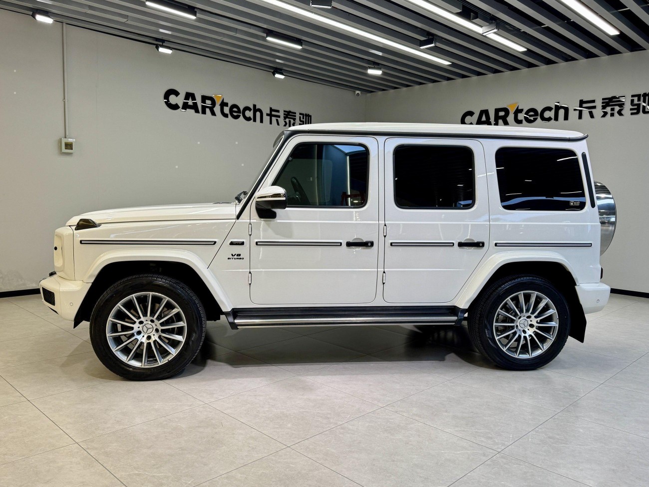 Mercedes-Benz G400d 2023