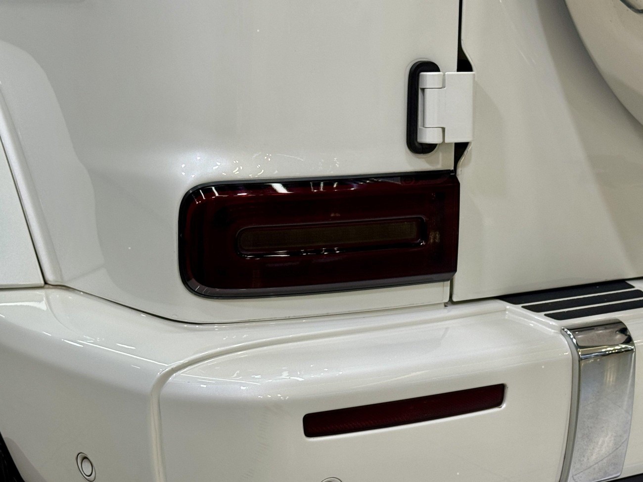 Mercedes-Benz G400d 2023