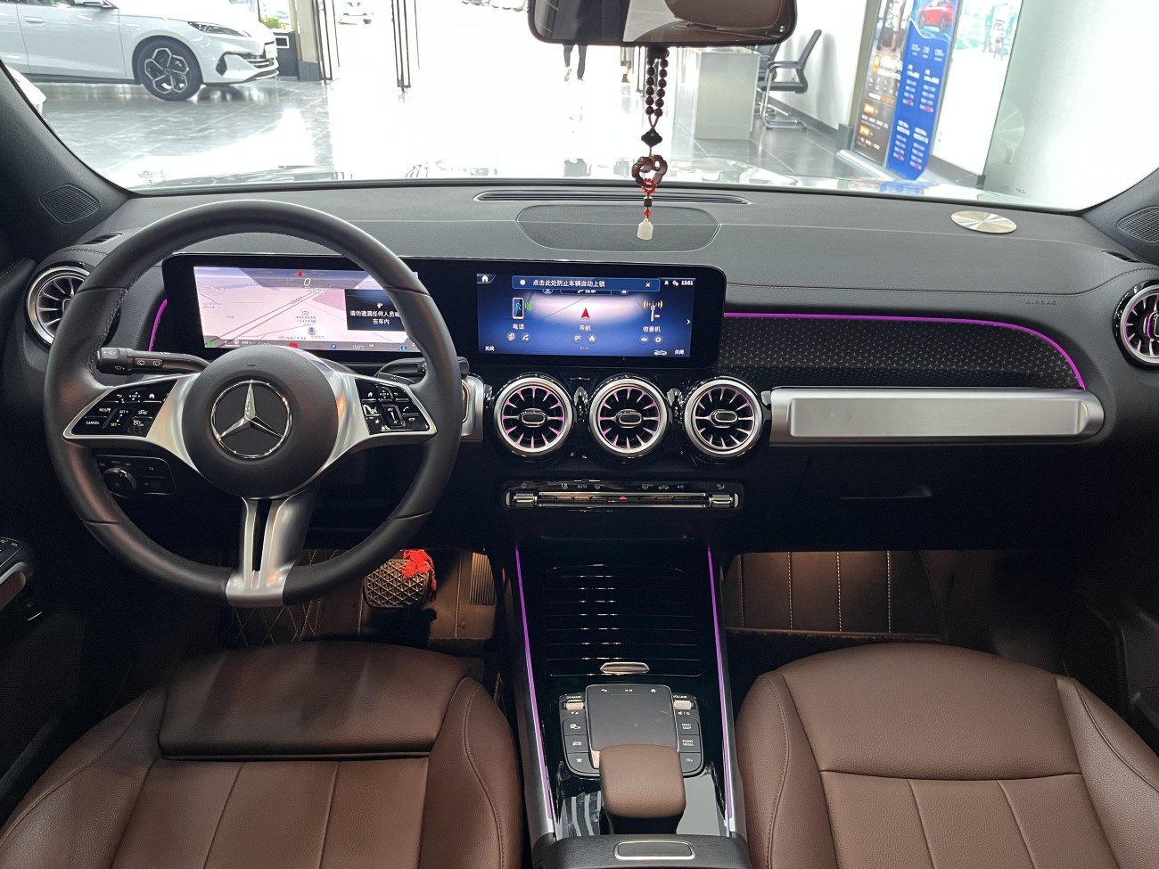 Mercedes-Benz GLB 2024