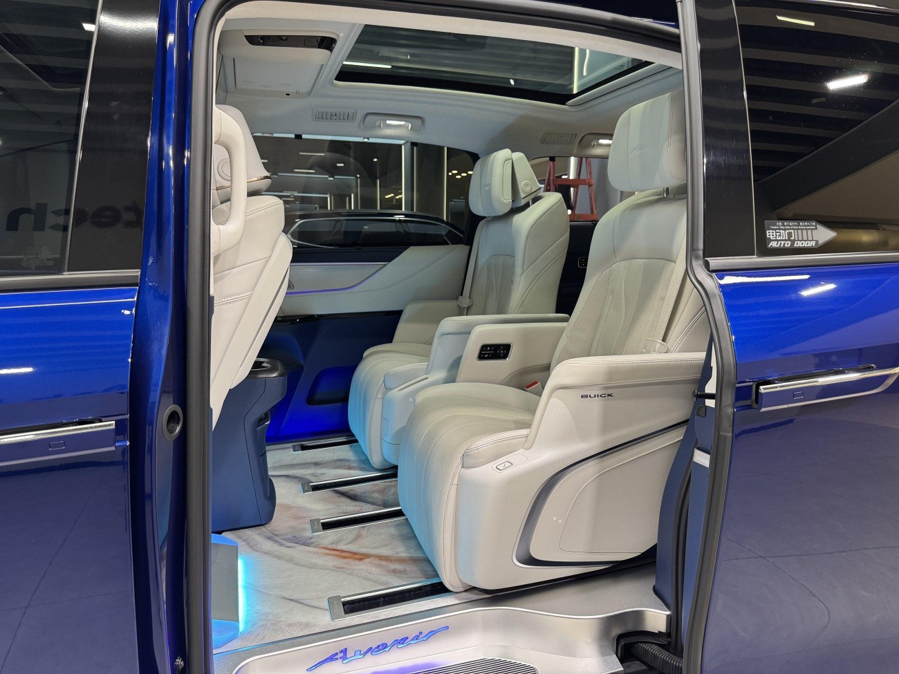 Buick GL8 2024