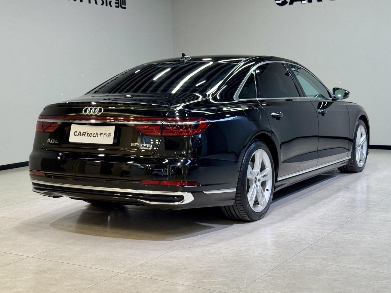 Audi A8L 50 TFSI 2023