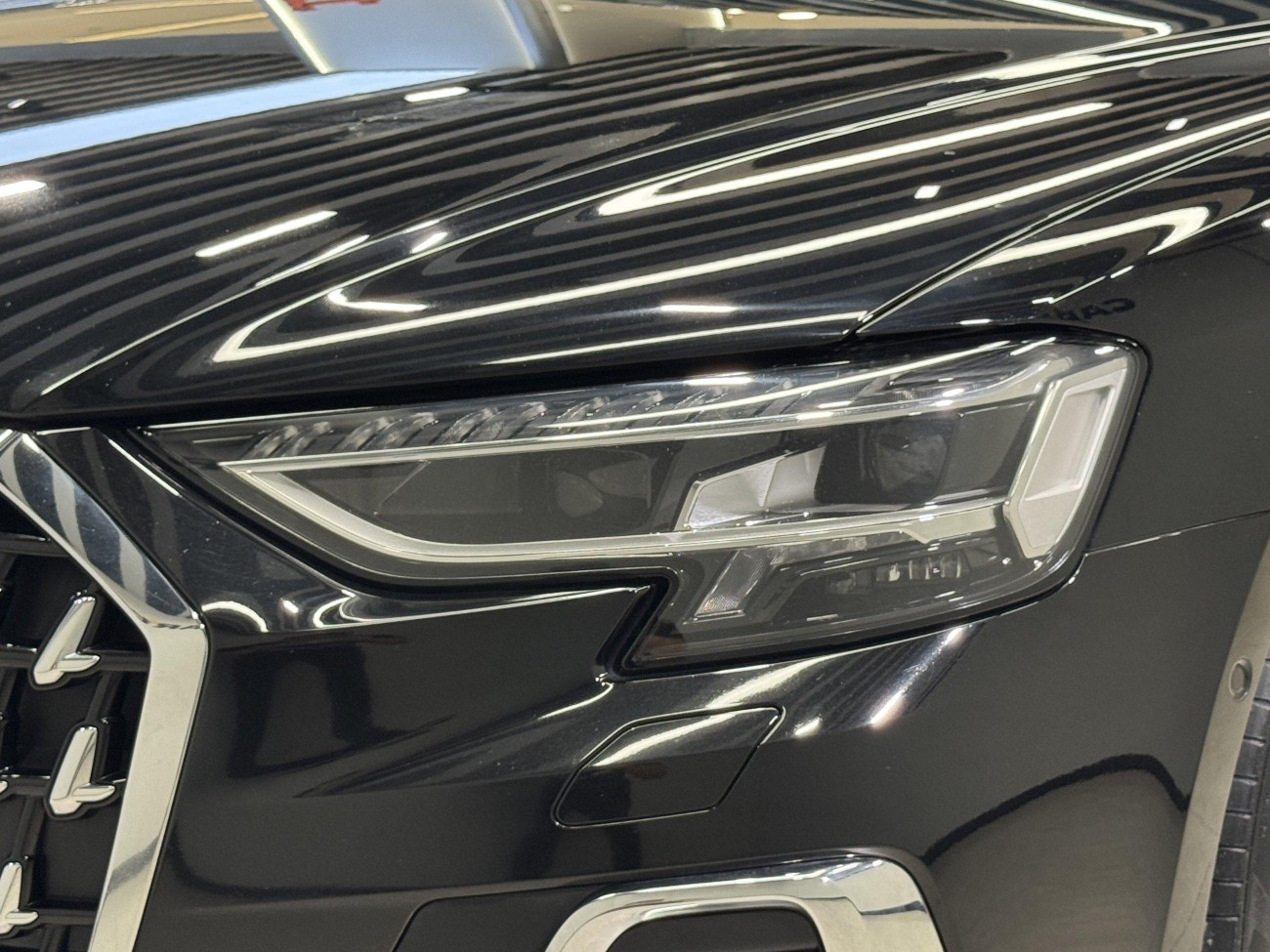 Audi A8L 50 TFSI 2023