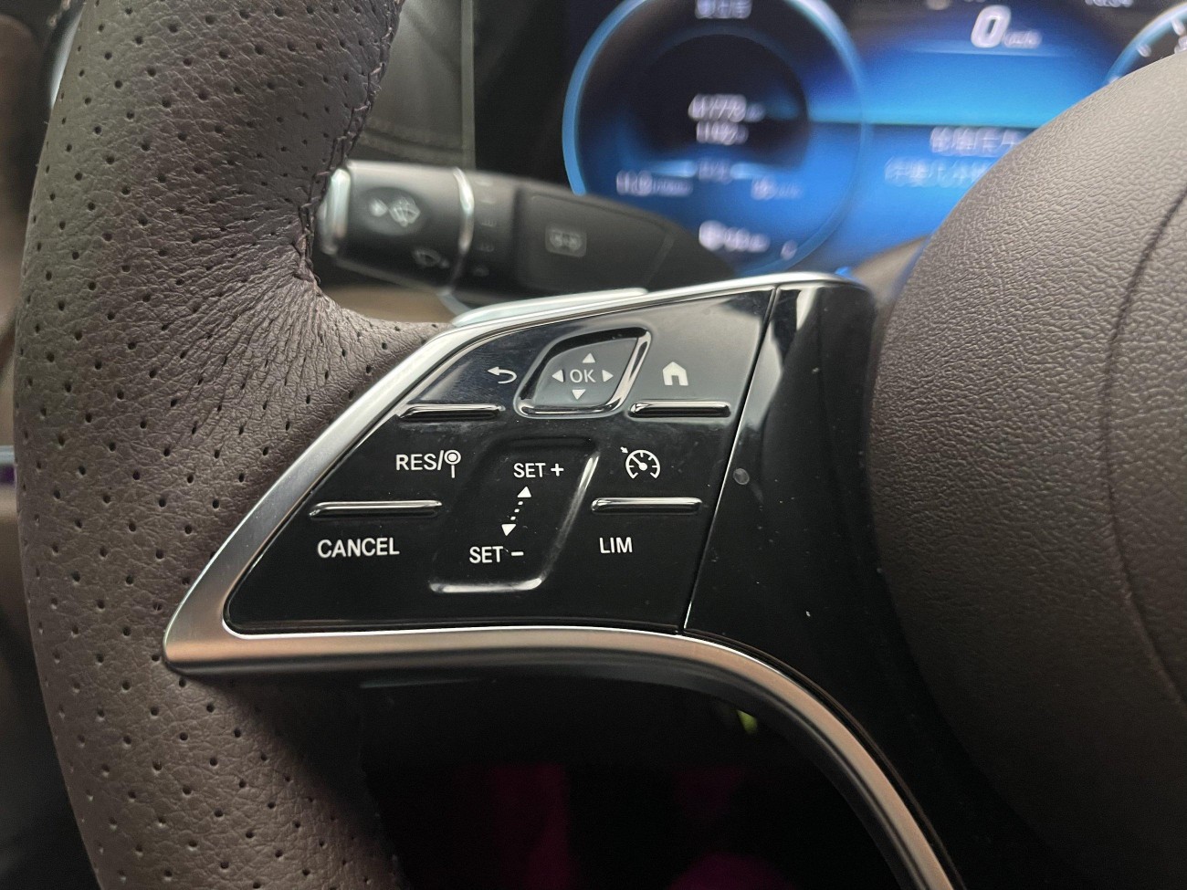 Mercedes-Benz E 300 L 2021