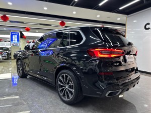 BMW X5 2019
