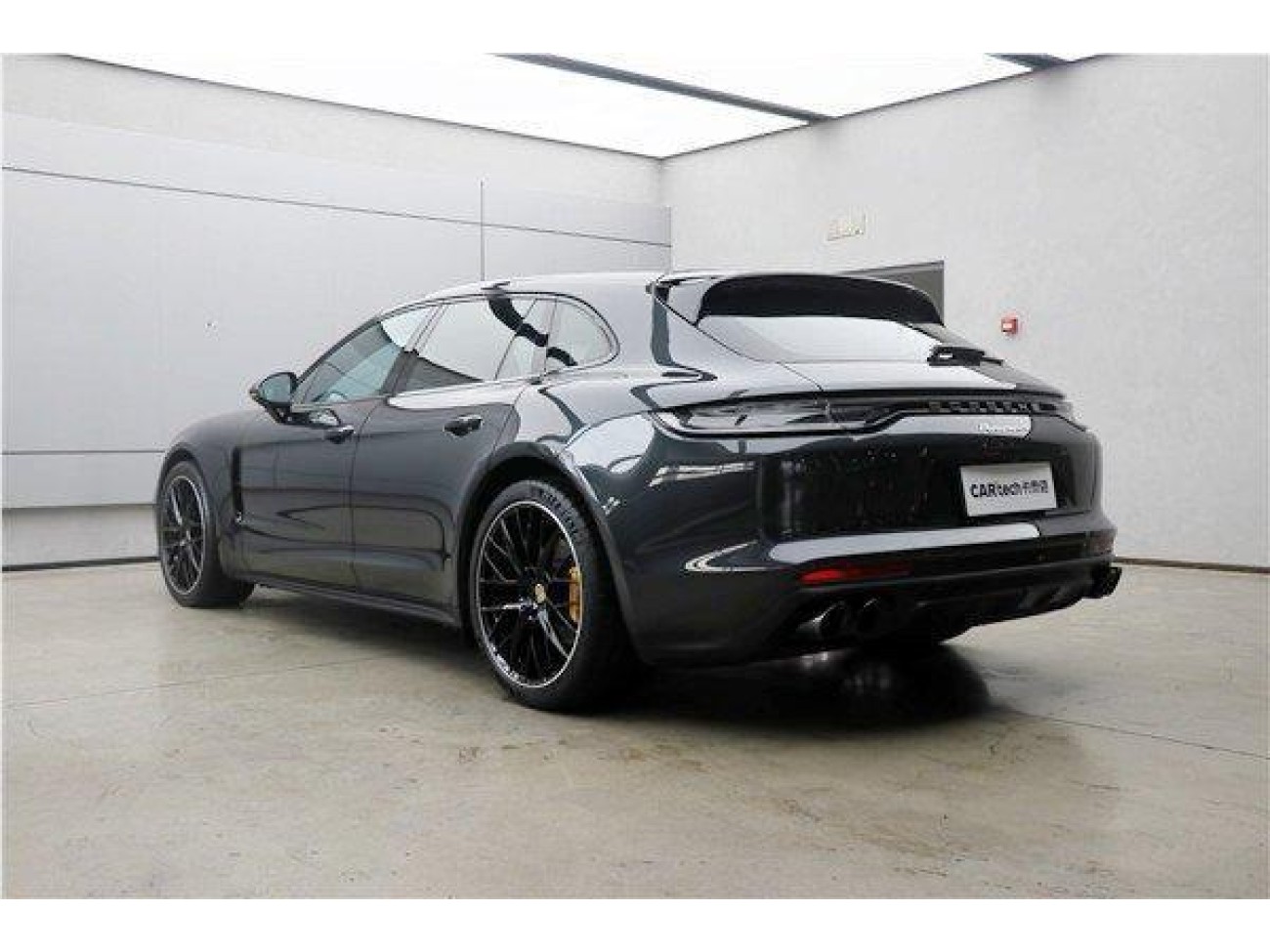 Porsche Panamera 2023