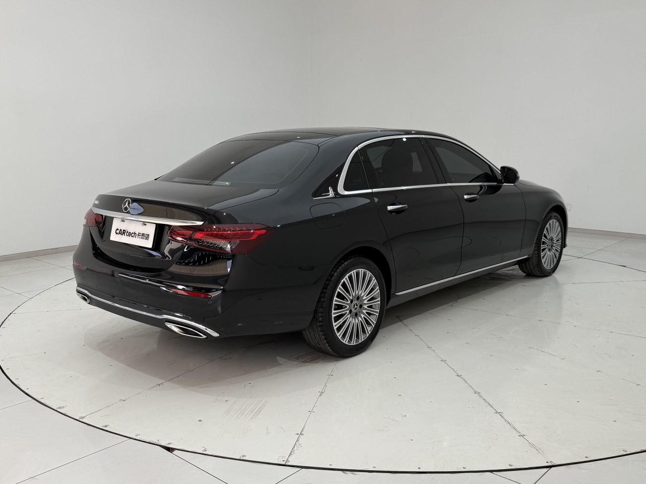 Mercedes-Benz E 300 L 2023