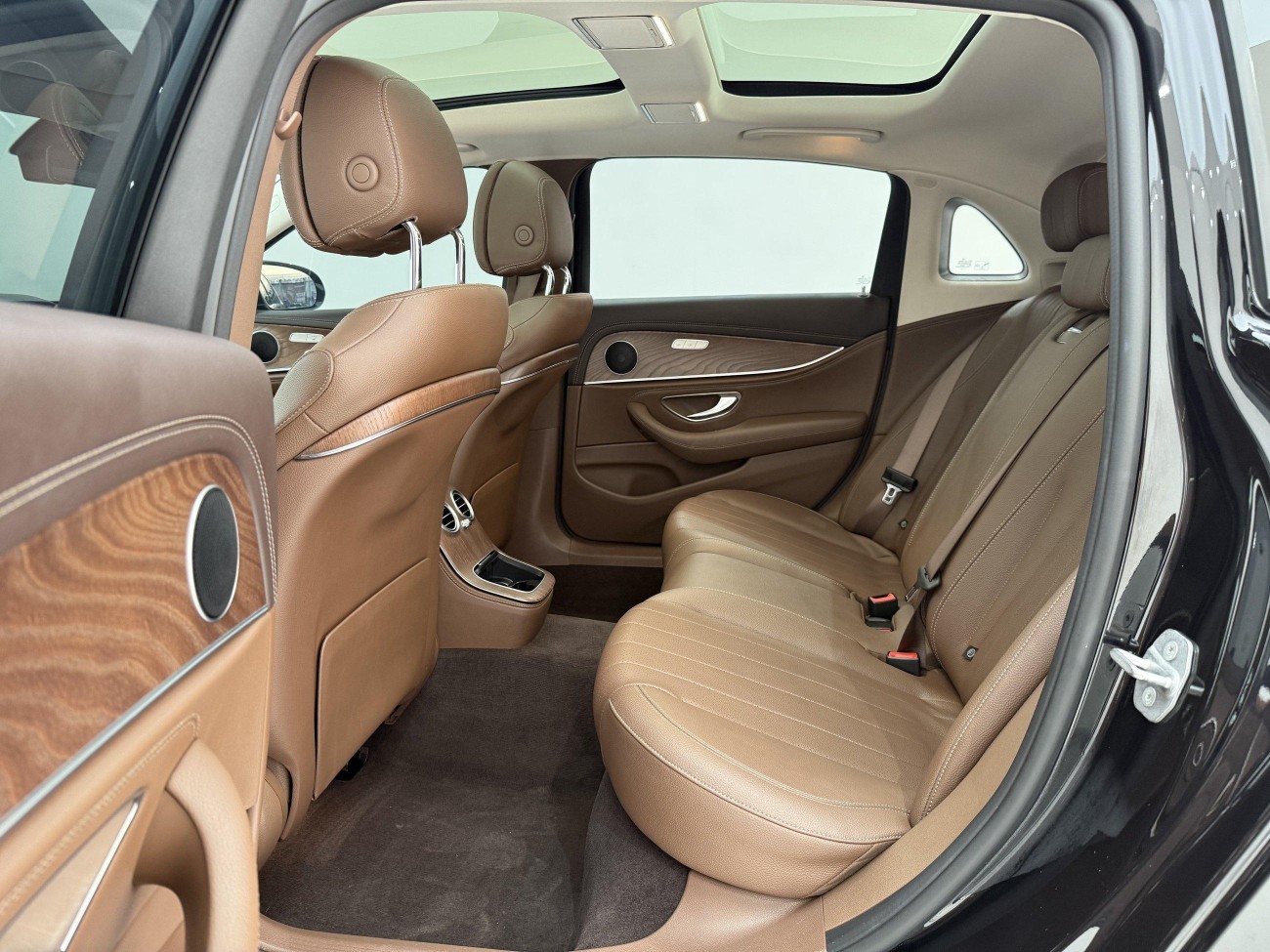 Mercedes-Benz E 300 L 2023