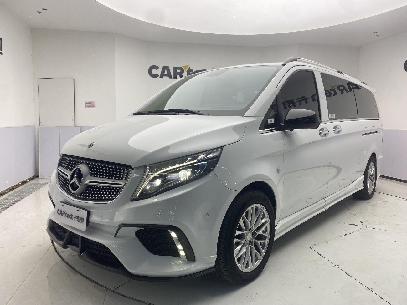 Mercedes-Benz 2018 2019