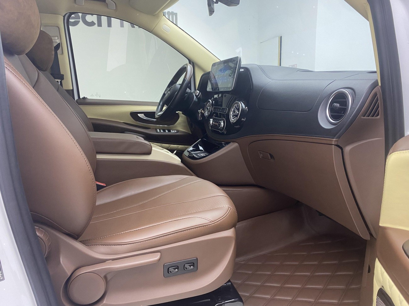 Mercedes-Benz 2018 2019