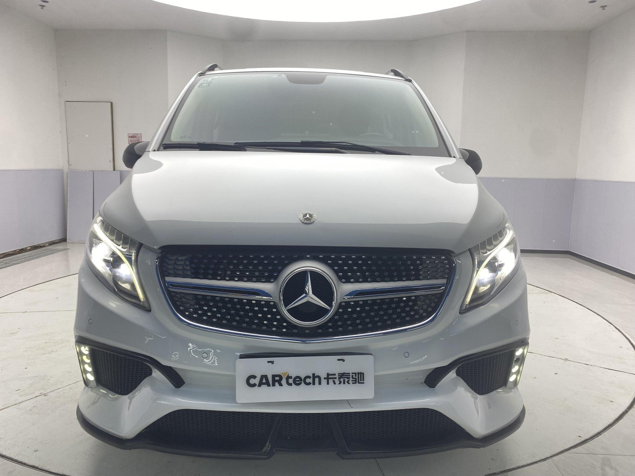 Mercedes-Benz 2018 2019