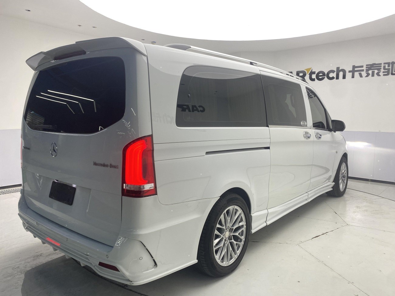 Mercedes-Benz 2018 2019