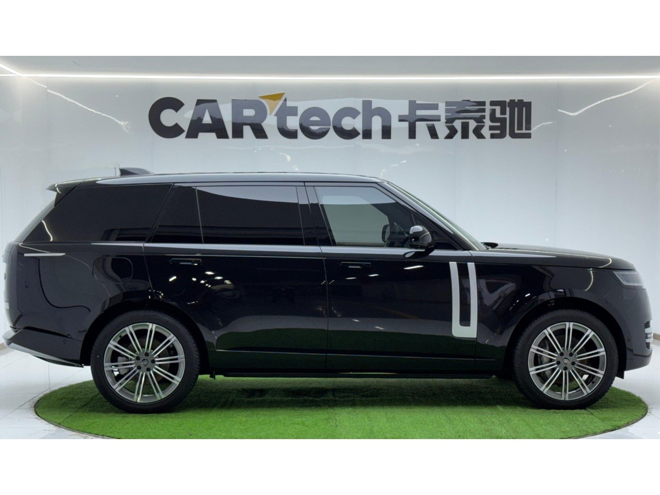Land Rover Range Rover 2024