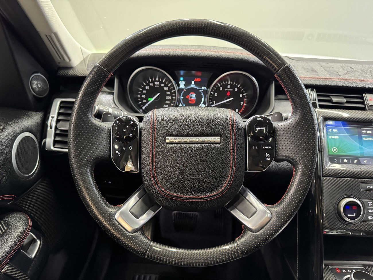 Land Rover Discovery 2019