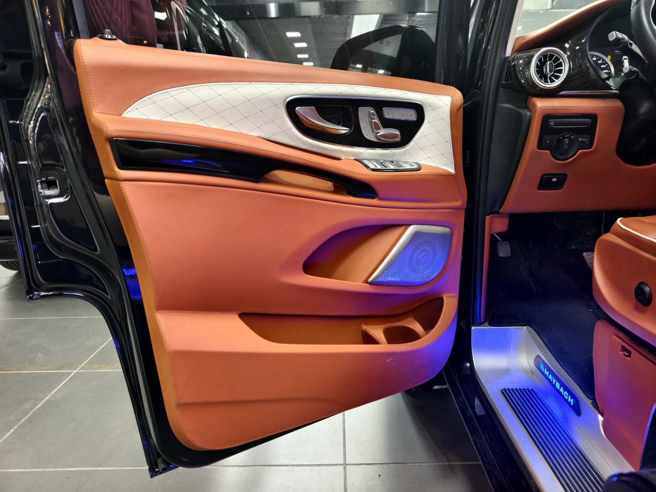 Mercedes-Benz 2023 2023