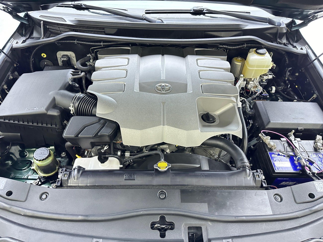 Toyota Land Cruiser 2012