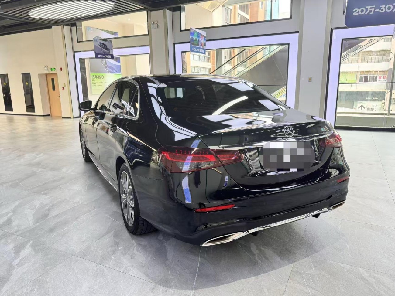 Mercedes-Benz E 300 L 2022