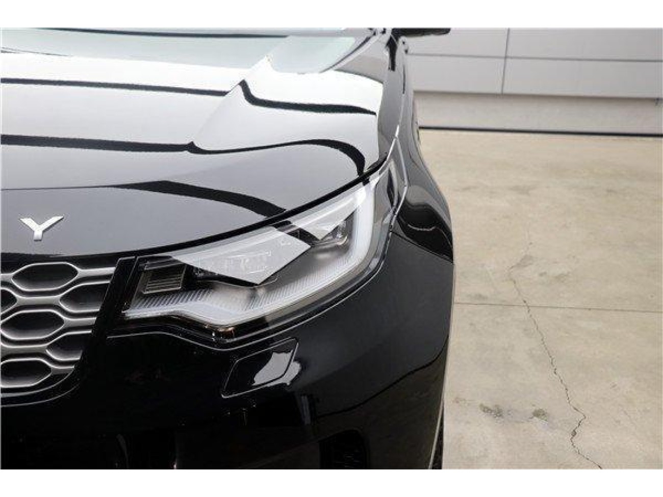 Land Rover Discovery 2024