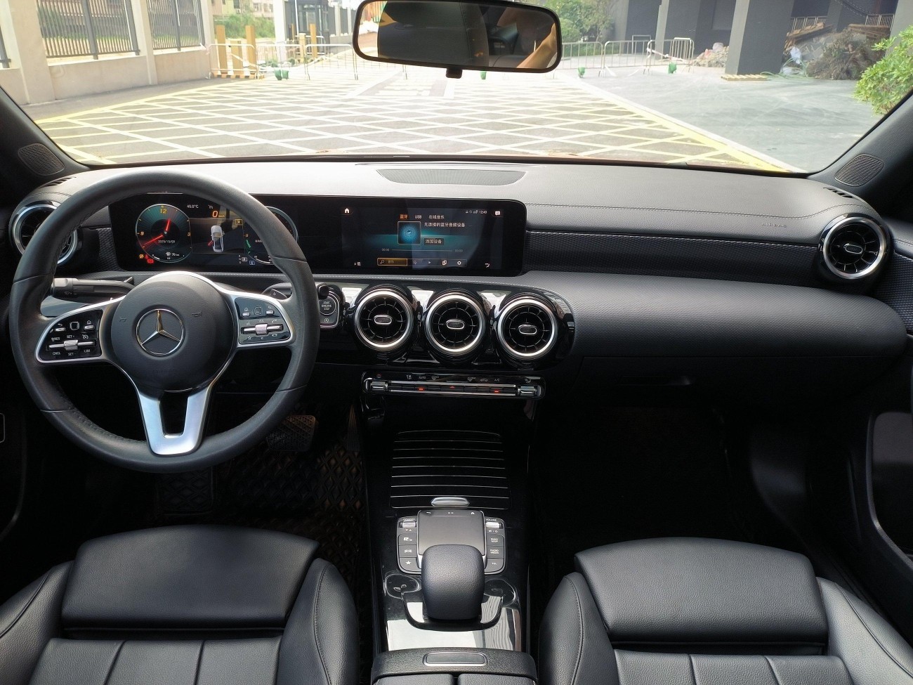 Mercedes-Benz A 200 L 2022