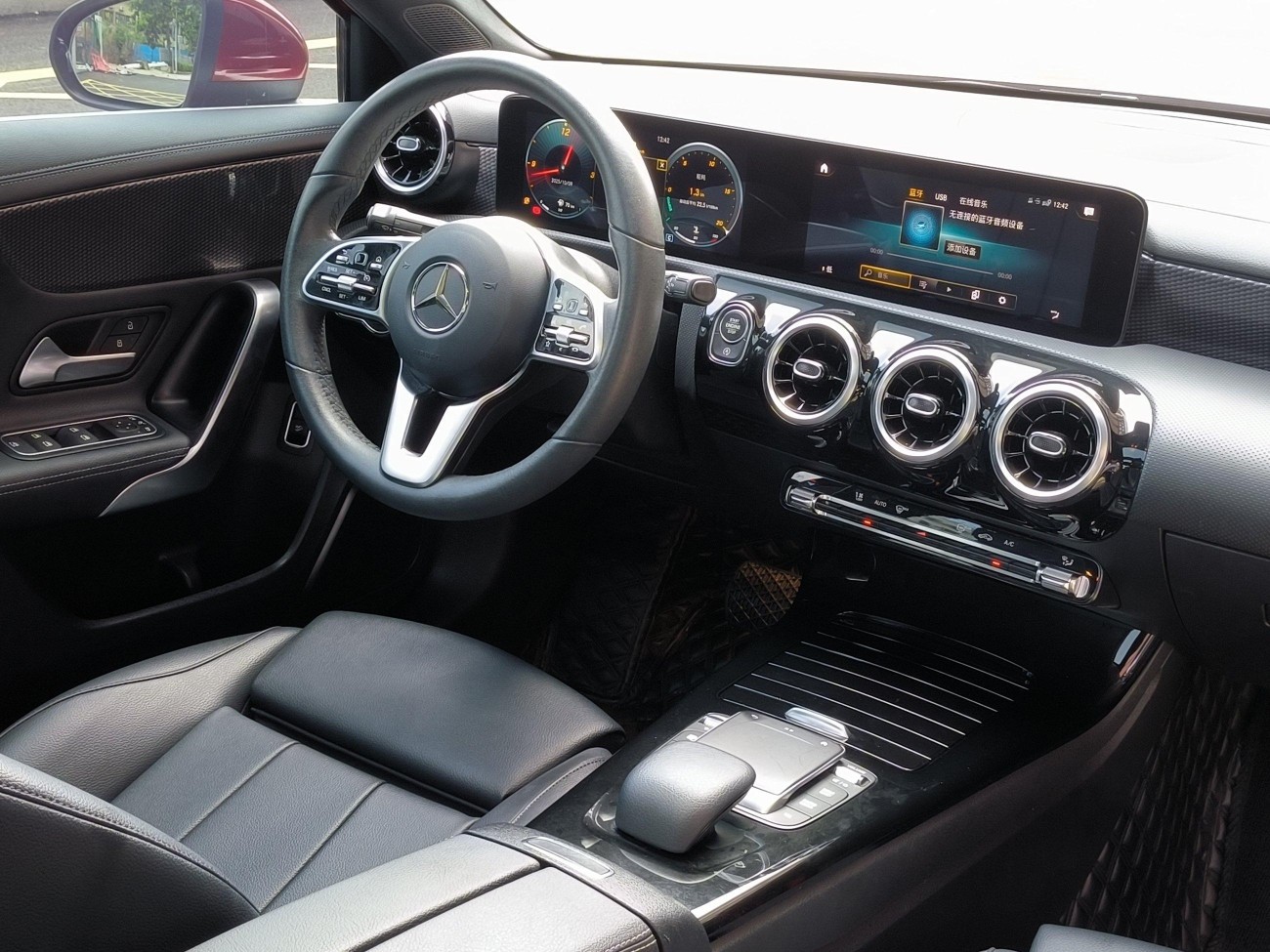 Mercedes-Benz A 200 L 2022