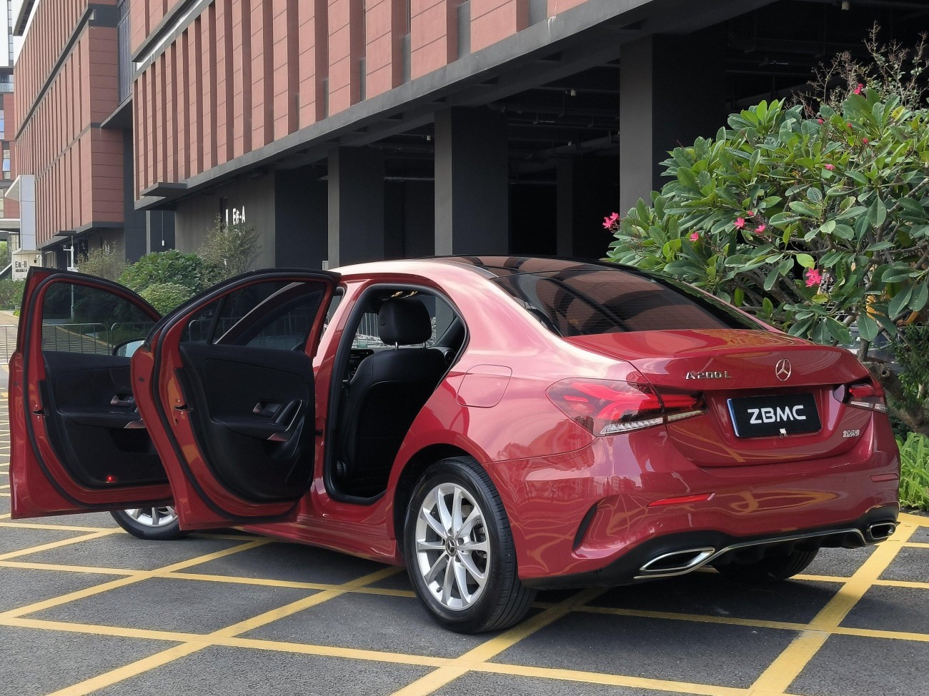 Mercedes-Benz A 200 L 2022