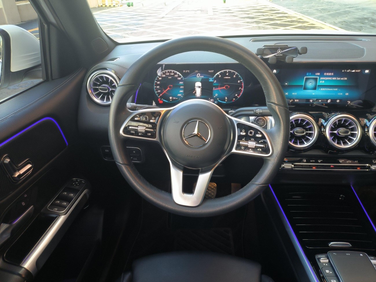 Mercedes-Benz GLB 2022