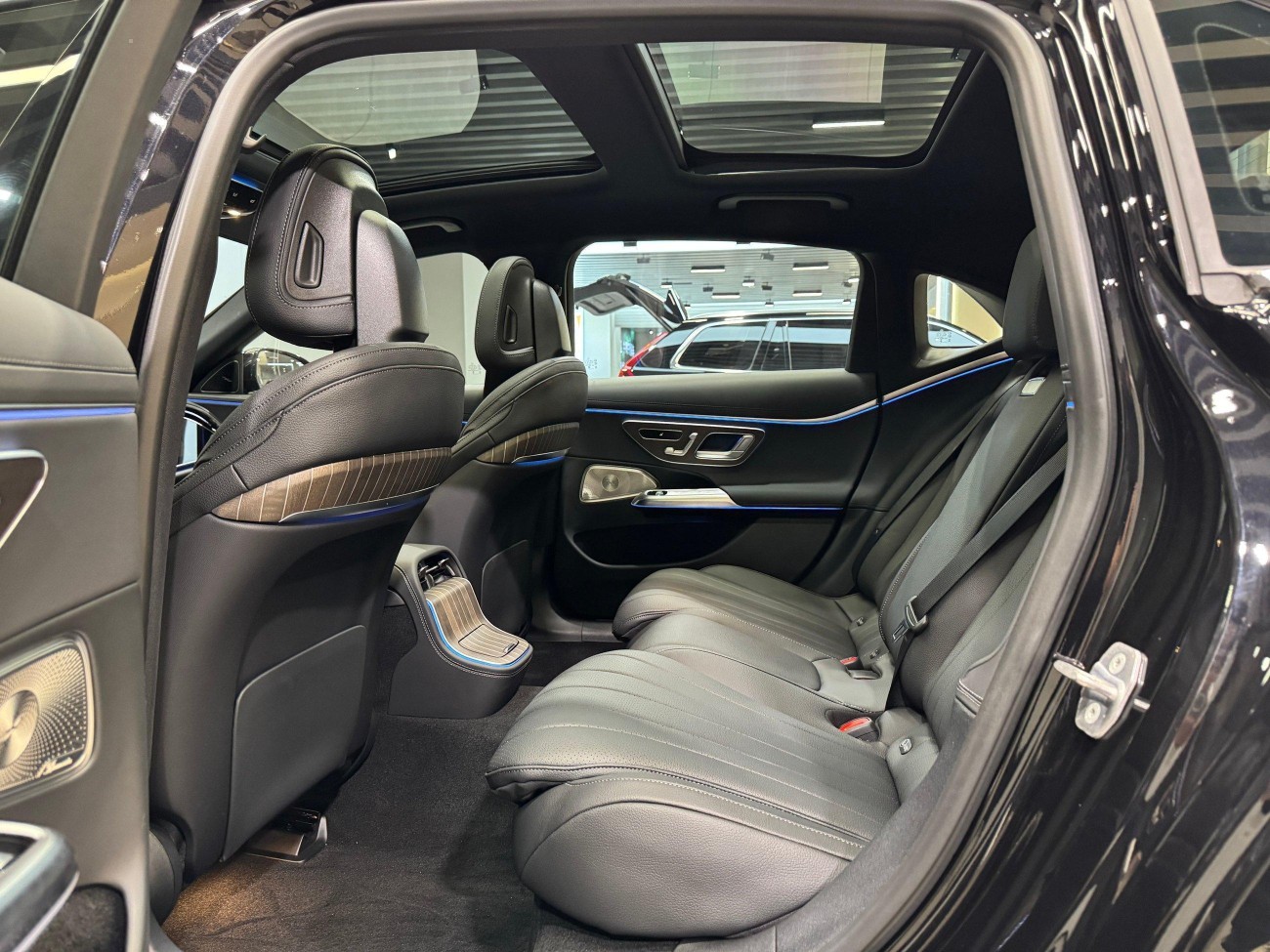 Mercedes-Benz E 300 L 2024