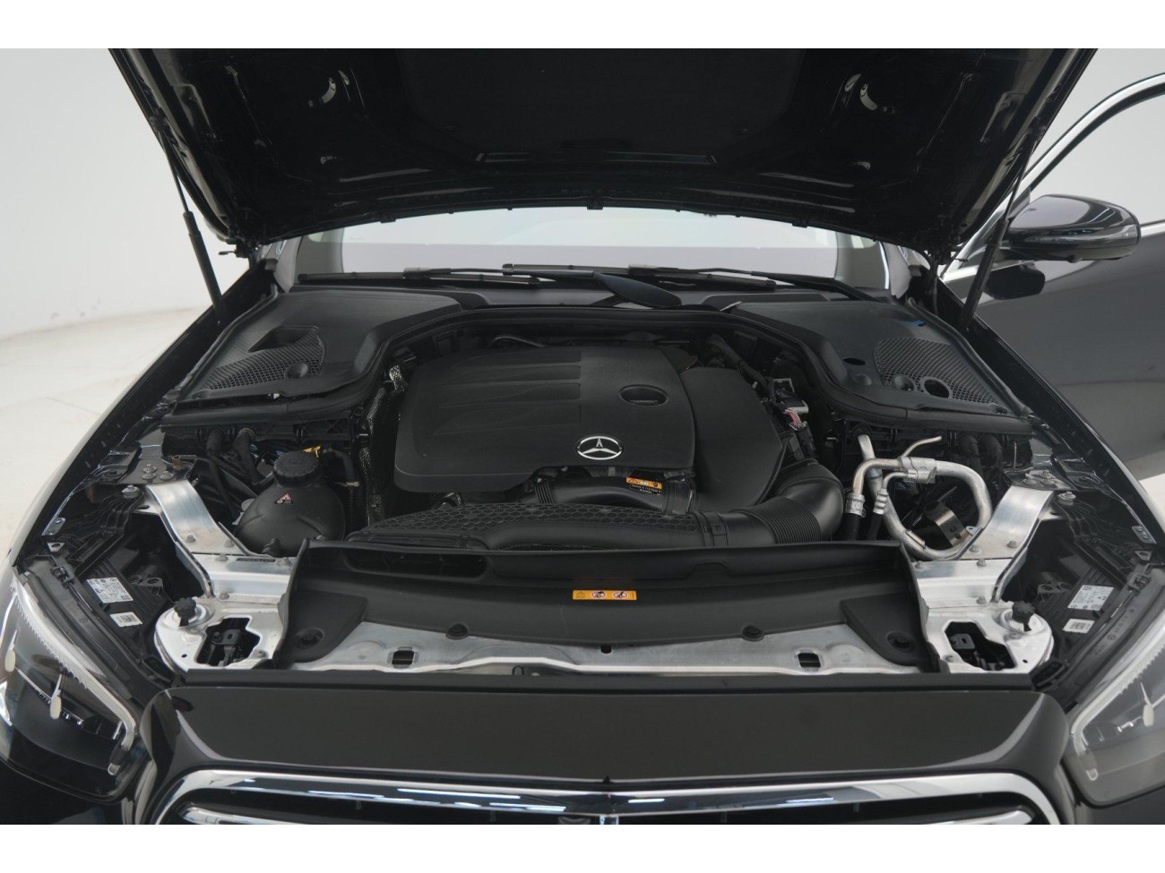 Mercedes-Benz E 300 L 2022