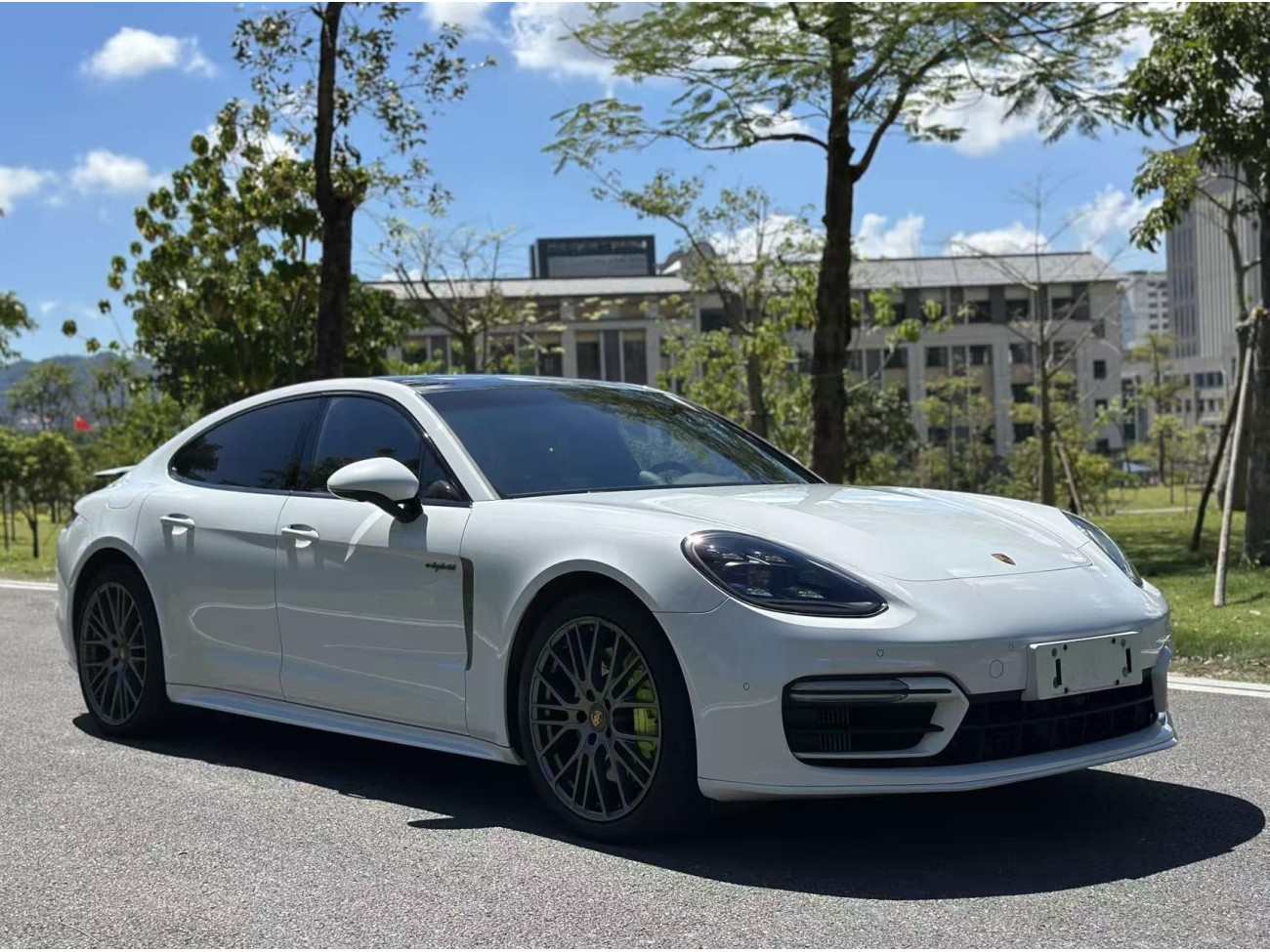 Porsche Panamera 2022