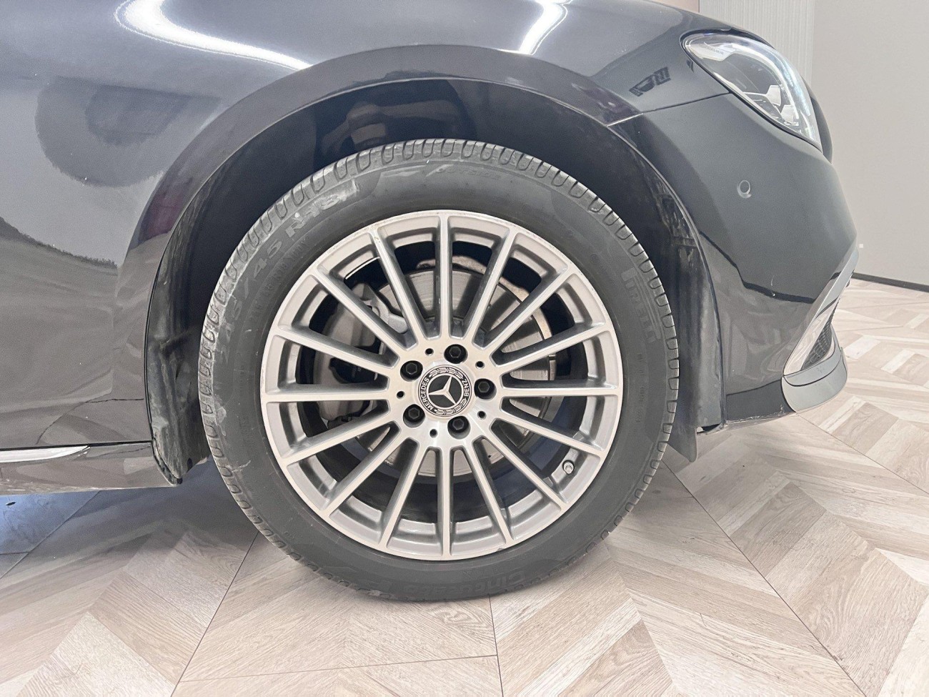 Mercedes-Benz E 260 L 2021