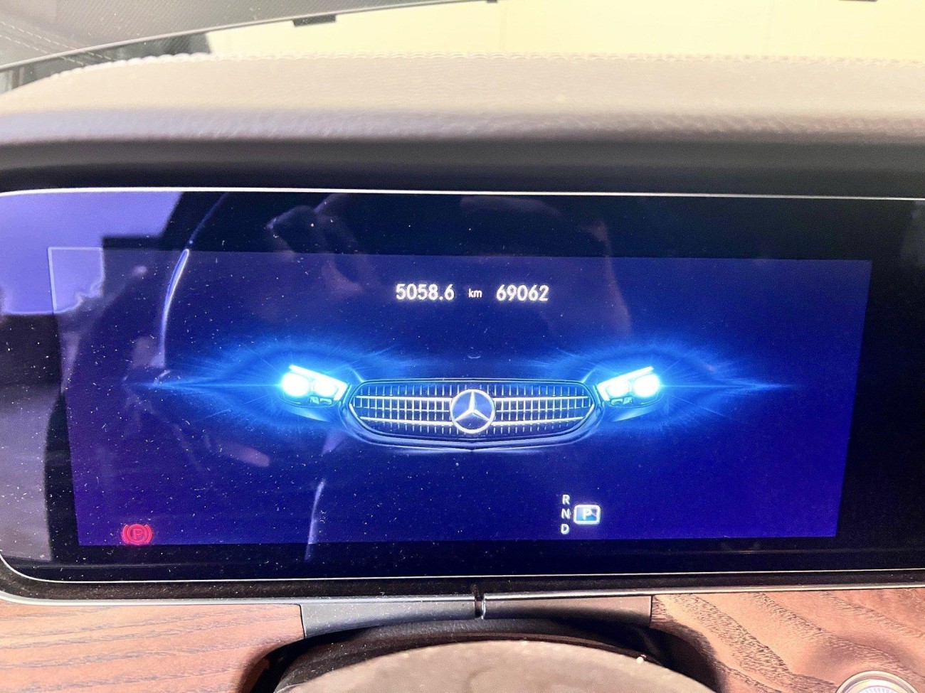 Mercedes-Benz E 260 L 2021