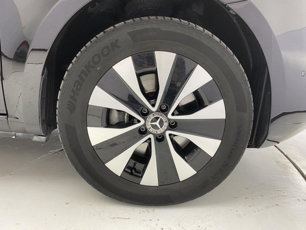 Mercedes-Benz 2023 2024