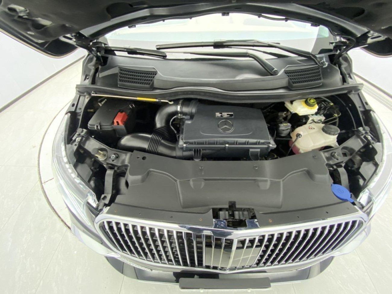 Mercedes-Benz 2023 2024