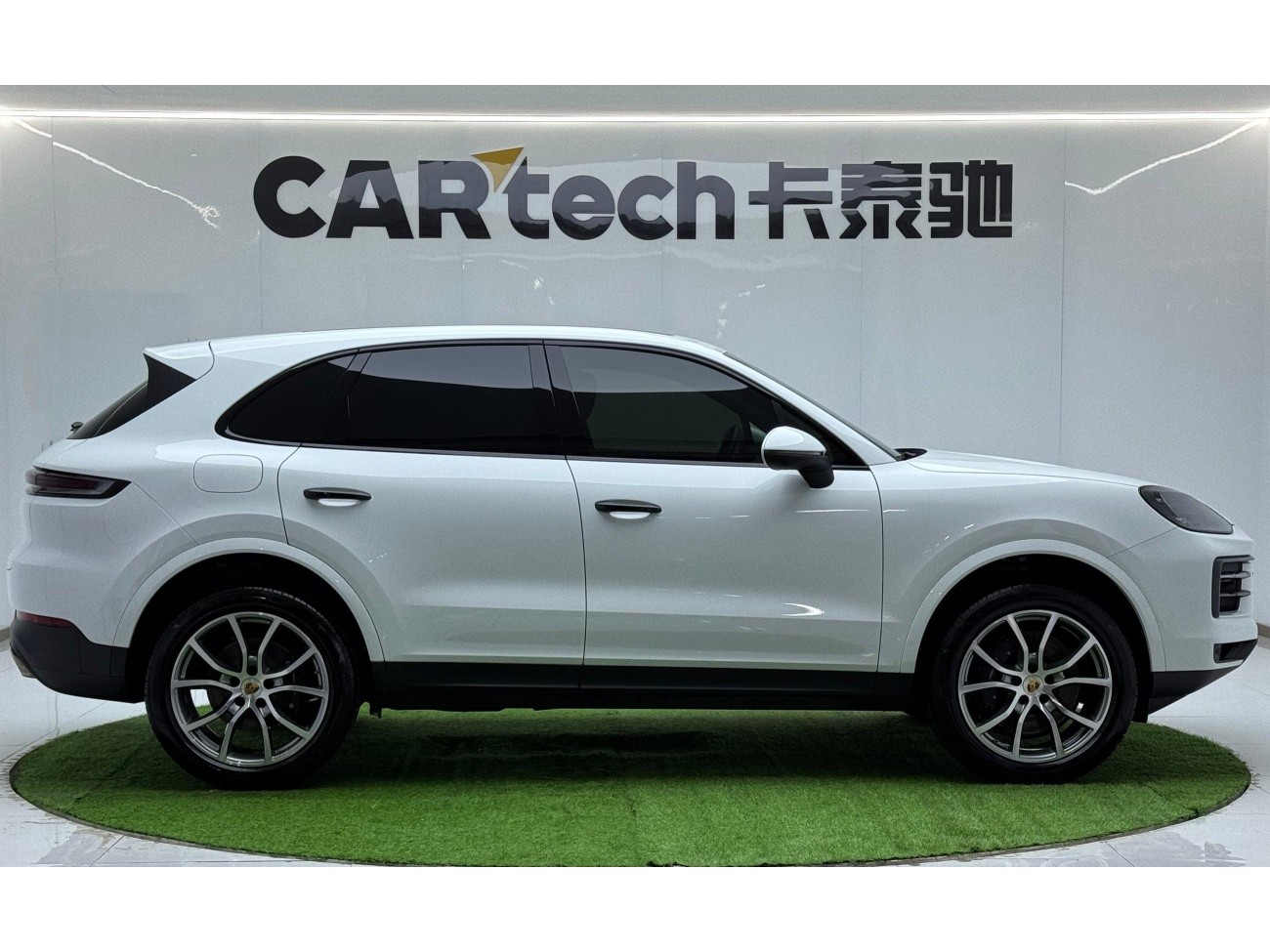 Porsche Cayenne 2024